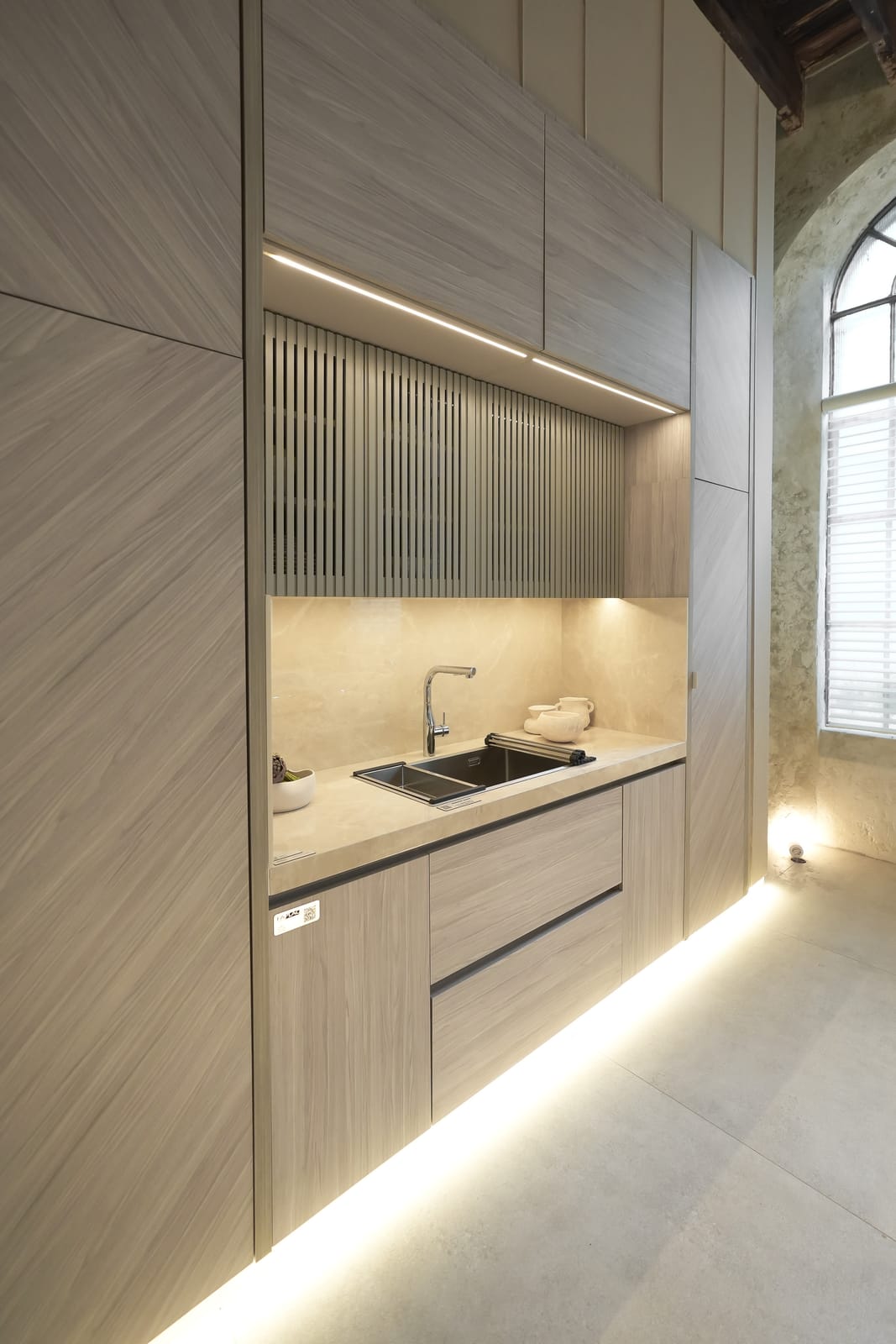 Cocina integrada con mesadas MathrA